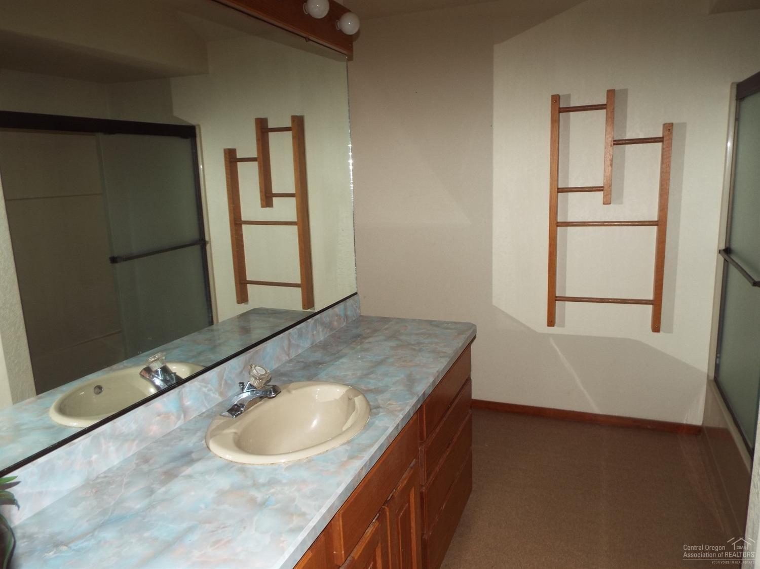 Fairway Crest Village - Residential