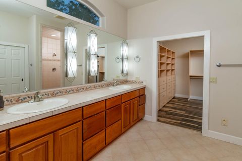 Tiny photo for 6904 SW Joshua Court, Powell Butte, OR 97753 (MLS # 220217805)