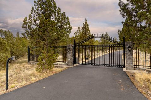 Tiny photo for 6904 SW Joshua Court, Powell Butte, OR 97753 (MLS # 220217805)