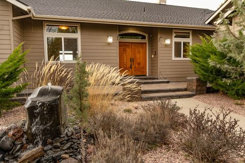 Tiny photo for 6904 SW Joshua Court, Powell Butte, OR 97753 (MLS # 220217805)