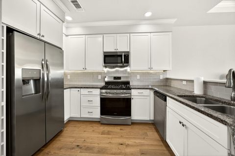 Tiny photo for 436 Cheney Loop, Central Point, OR 97502 (MLS # 220214066)