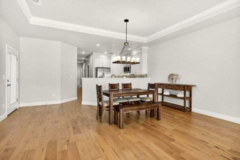 Tiny photo for 436 Cheney Loop, Central Point, OR 97502 (MLS # 220214066)