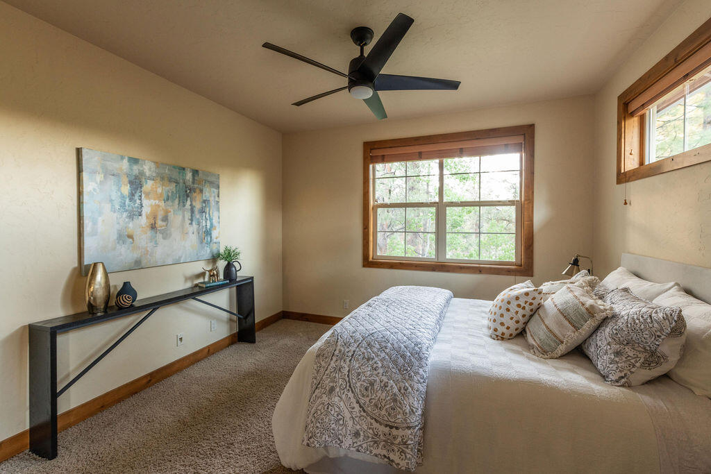 Skyliner Summit - Residential