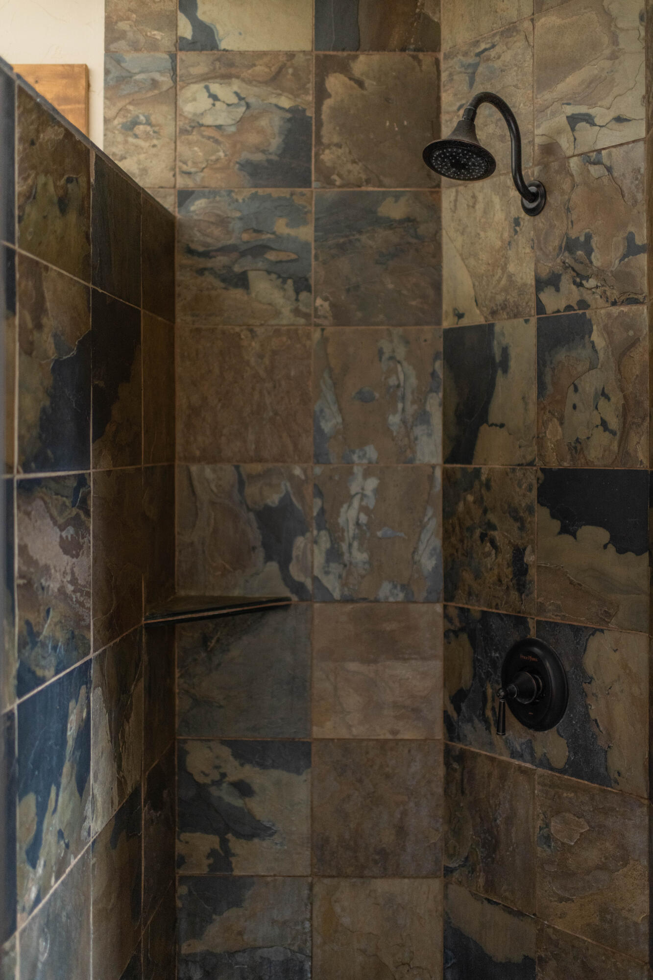 Skyliner Summit - Residential