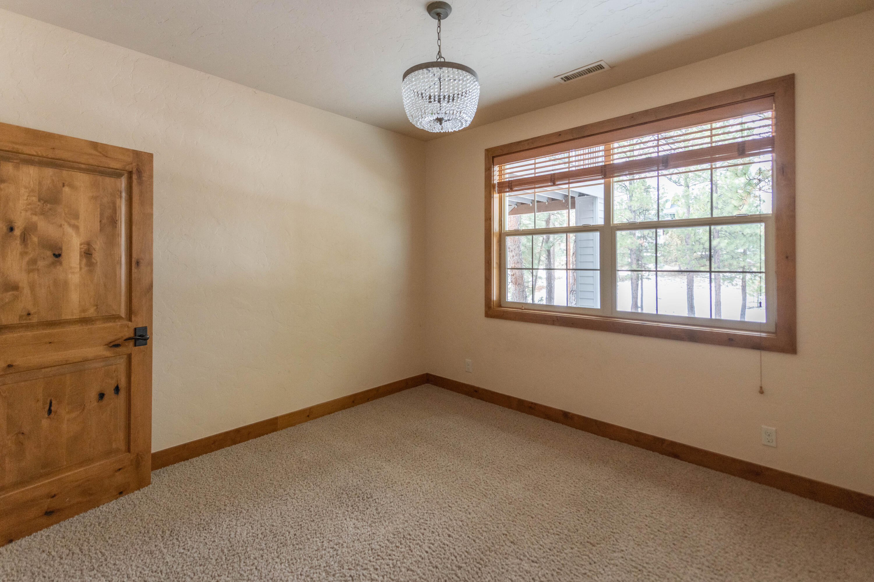 Skyliner Summit - Residential