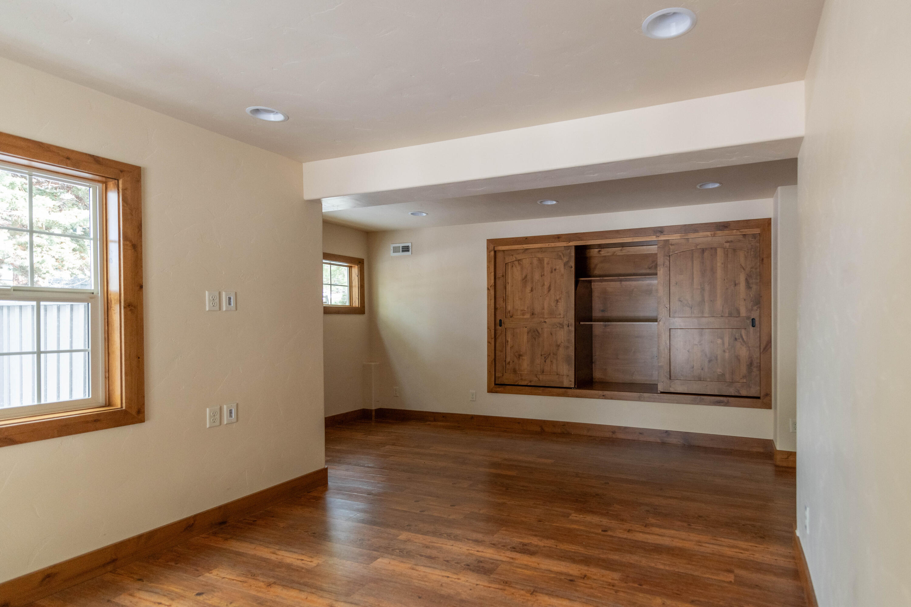 Skyliner Summit - Residential