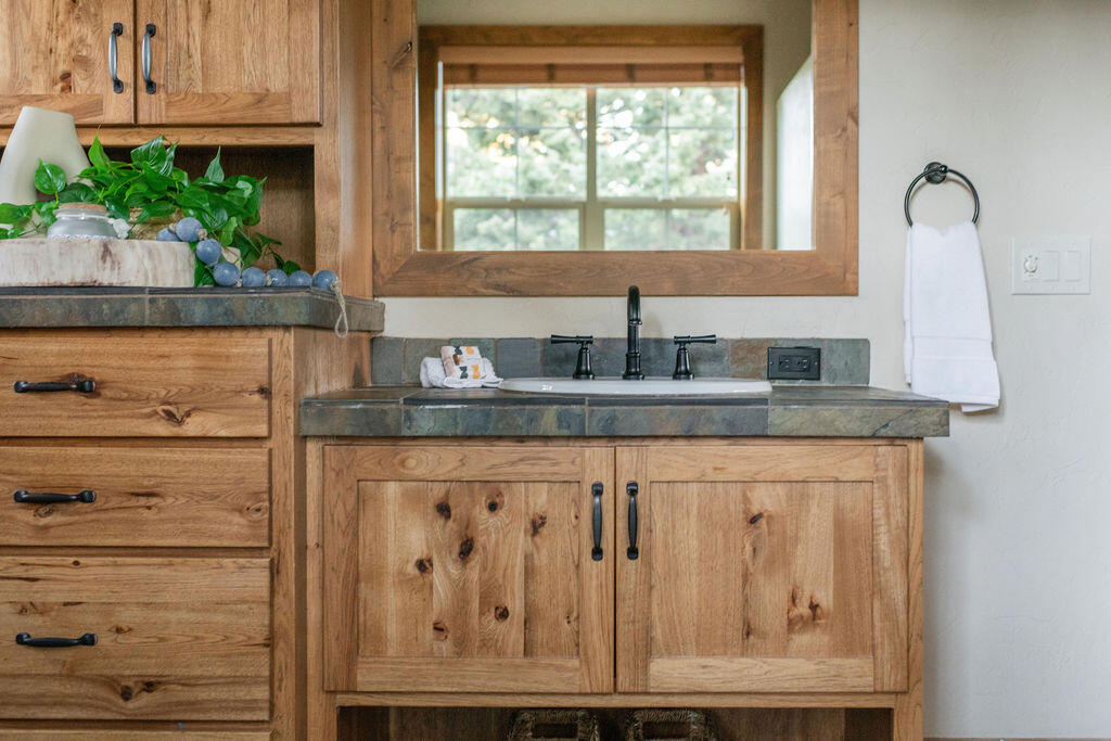 Skyliner Summit - Residential