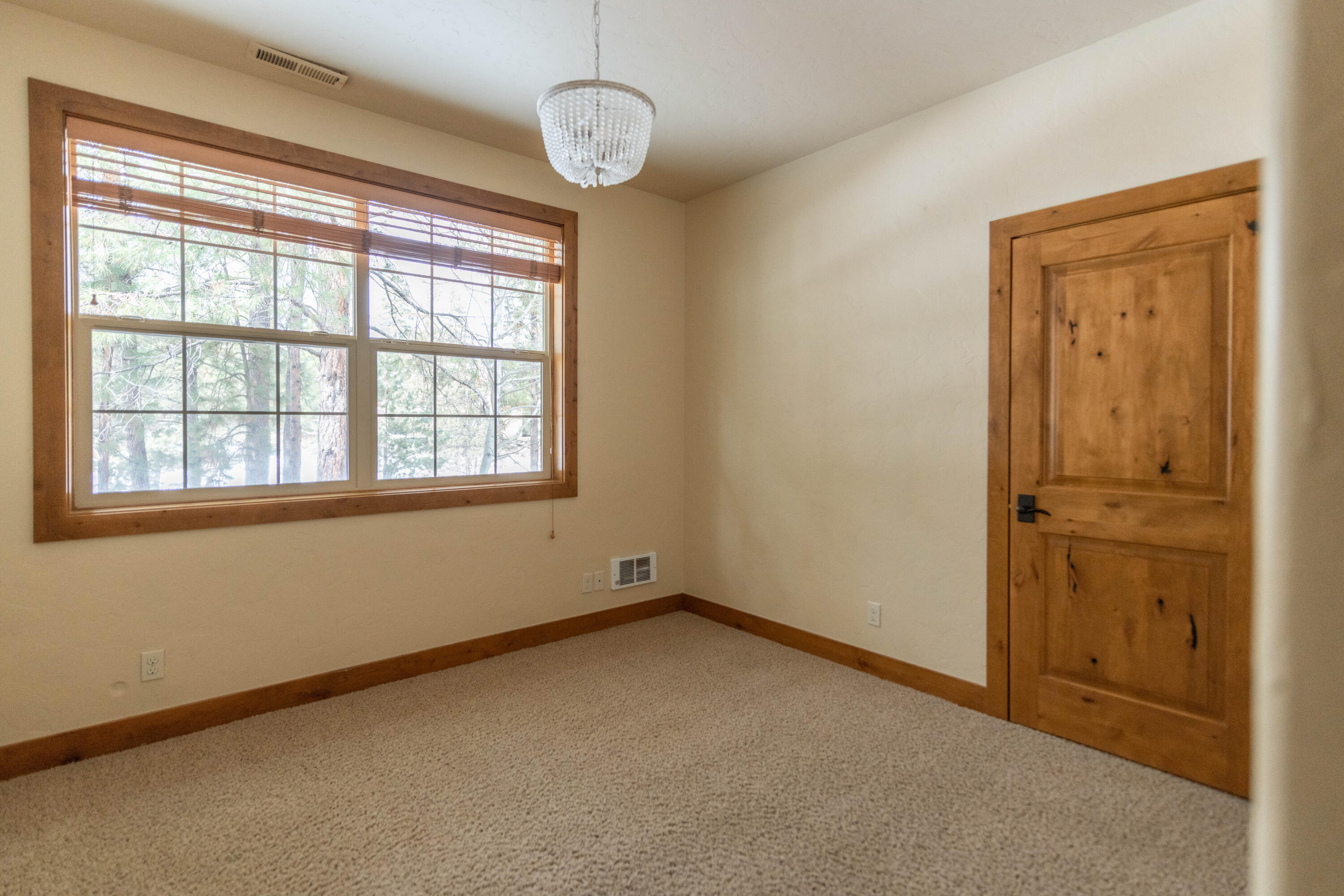 Skyliner Summit - Residential