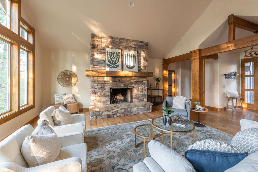 Skyliner Summit - Residential