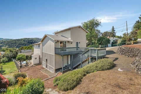 Tiny photo for 1245 SE Germond Avenue, Roseburg, OR 97470 (MLS # 220222614)