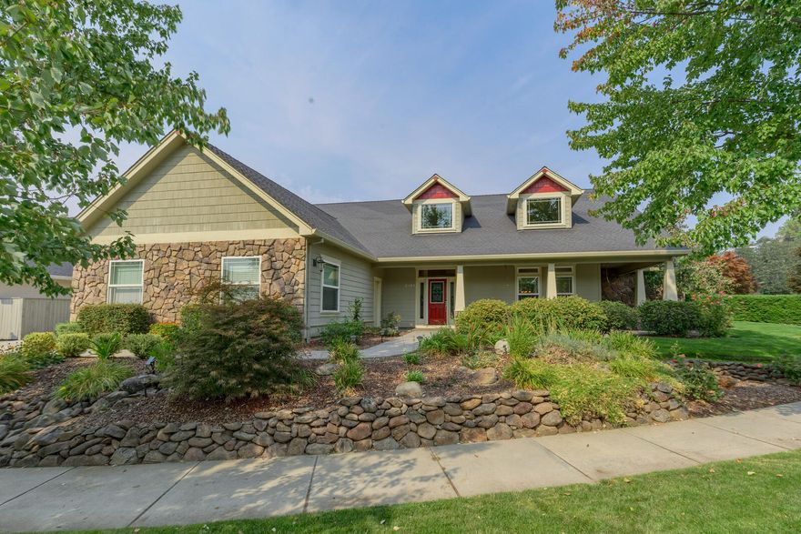 Well maintained single level home in Windsor Estates in Old East Medford. Open & spacious with vaulted and 9ft ceilings, Brazilian Cherrywood floors w/Granite inlay, slab Granite counters, crown molding, wonderful built-ins and split bedroom plan. Great room w/wet bar & wine storage, stone fireplace with wood mantle & tile hearth and private master suite w/separate access to covered patio, double vanity in the bath, water closet and walkout dual headed cultured marble shower including rain head. The roomy kitchen features a breakfast bar & nook, built-in microwave, walk-in pantry, extensive cabinetry and a flex room off of the entry that would be ideal for formal living, formal dining or den. Separate guest wing offers private access off patio, detached 640sf insulated & finished shop in addition to 2-car attached garage, RV parking w/30amp hookup and beautiful mature landscaping with stacked stone walls, covered wraparound front porch & water feature.  Ready for immediate occupancy!