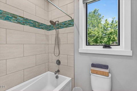 Tiny photo for 1812 Plateau Drive, Medford, OR 97504 (MLS # 220222579)
