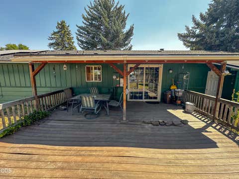 Tiny photo for 3037 Juniper Place, Malin, OR 97632 (MLS # 220226630)