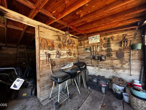 Tiny photo for 3037 Juniper Place, Malin, OR 97632 (MLS # 220226630)