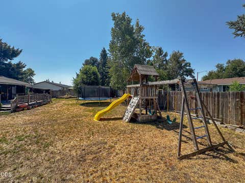 Tiny photo for 3037 Juniper Place, Malin, OR 97632 (MLS # 220226630)