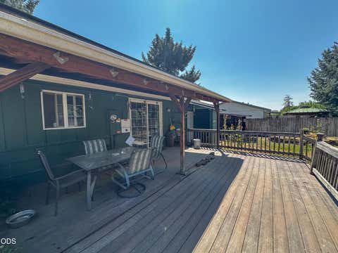 Tiny photo for 3037 Juniper Place, Malin, OR 97632 (MLS # 220226630)