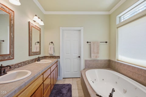Tiny photo for 355 Madrone Ridge Drive, Grants Pass, OR 97527 (MLS # 220226141)