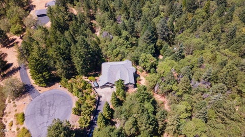 Tiny photo for 355 Madrone Ridge Drive, Grants Pass, OR 97527 (MLS # 220226141)