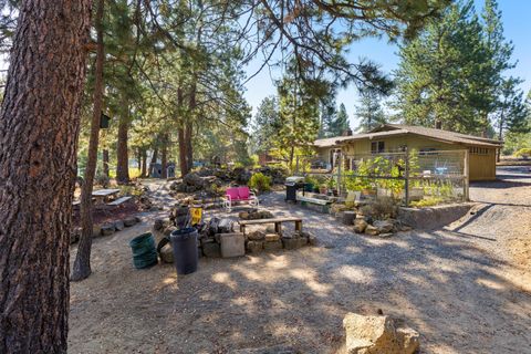 Tiny photo for 20518 Pine Vista Drive, Bend, OR 97702 (MLS # 220217556)