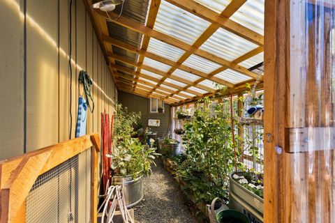 Tiny photo for 20518 Pine Vista Drive, Bend, OR 97702 (MLS # 220217556)