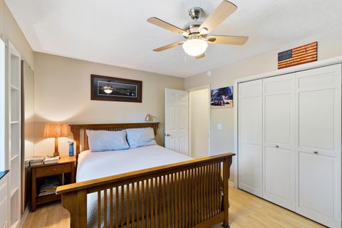 Tiny photo for 20518 Pine Vista Drive, Bend, OR 97702 (MLS # 220217556)