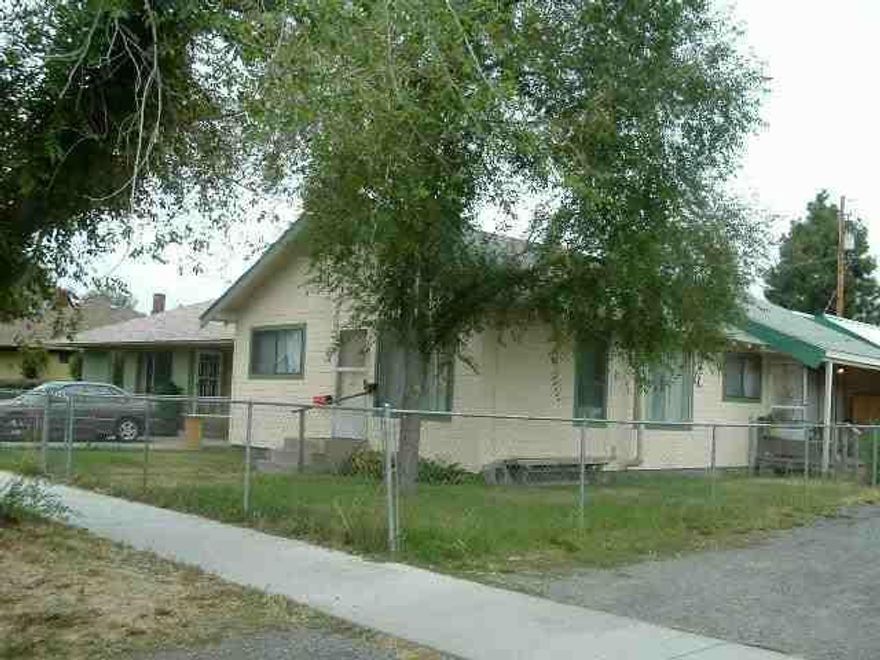 Shows Well. Pencils Well. Current Tenants Been There For Over 4 Years.