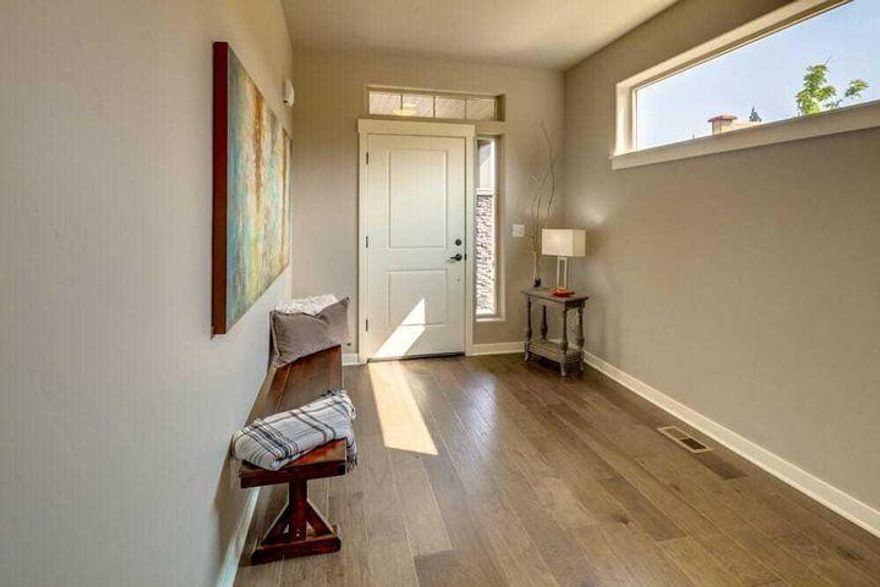 Oversized Benjamin floor-plan has a very unique design and the quality construction you expect from Pahlisch Homes. One bedroom & full bathroom on main level, great room concept, loft, and large master suite with freestanding soaker tub in master bath. Quartz counter tops in kitchen and bathrooms, luxury vinyl plank flooring and large covered back patio. As in all Pahlisch Homes, well-crafted finishes are used throughout. This community is within a short proximity to the Old Mill District. Come see how close you can be to all your favorite spots in Bend!