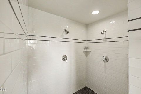 Tiny photo for 120 Wells Fargo Drive, Jacksonville, OR 97530 (MLS # 220223297)