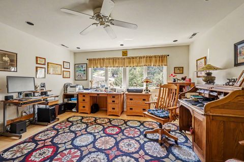 Tiny photo for 120 Wells Fargo Drive, Jacksonville, OR 97530 (MLS # 220223297)