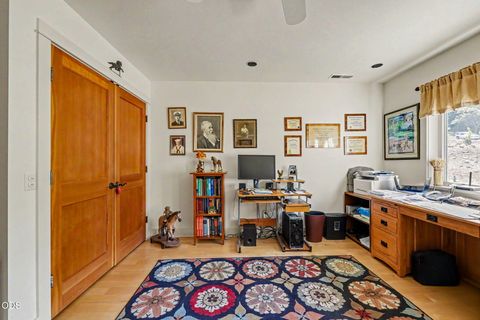 Tiny photo for 120 Wells Fargo Drive, Jacksonville, OR 97530 (MLS # 220223297)