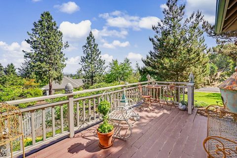 Tiny photo for 120 Wells Fargo Drive, Jacksonville, OR 97530 (MLS # 220223297)
