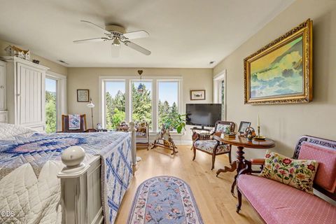 Tiny photo for 120 Wells Fargo Drive, Jacksonville, OR 97530 (MLS # 220223297)