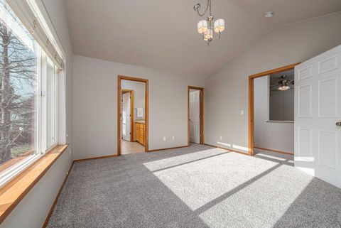 Tiny photo for 2424 SW Pumice Avenue, Redmond, OR 97756 (MLS # 220213558)