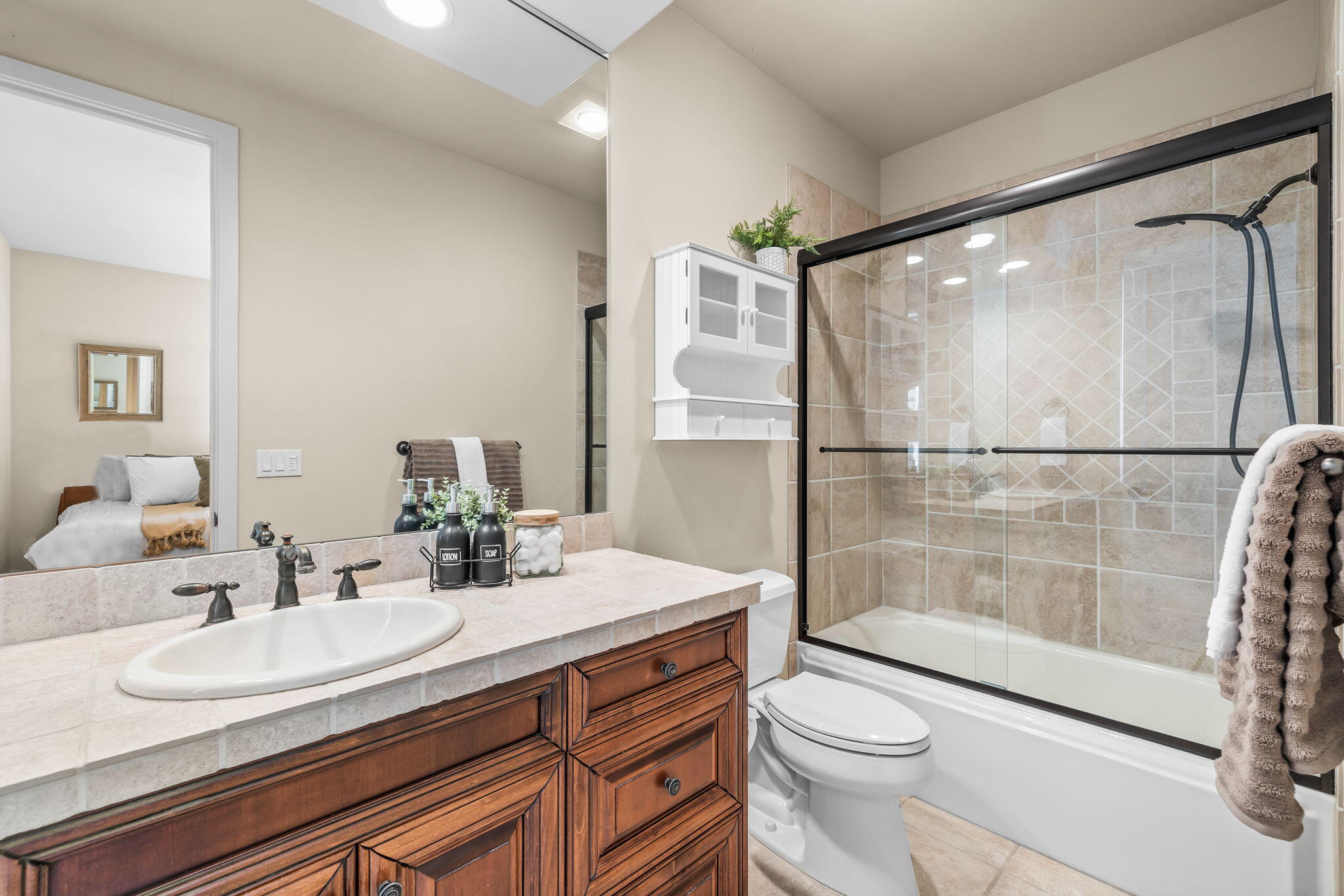 Broken Top - Residential