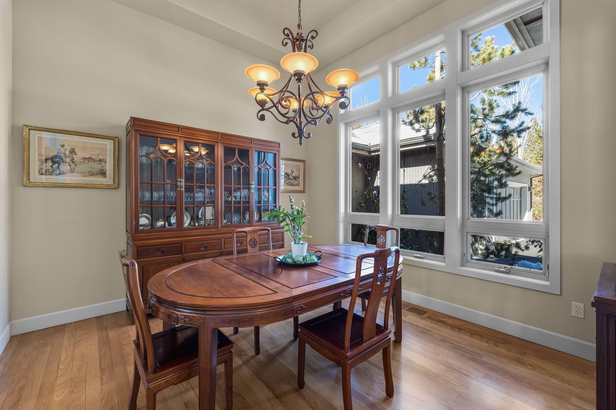 Broken Top - Residential