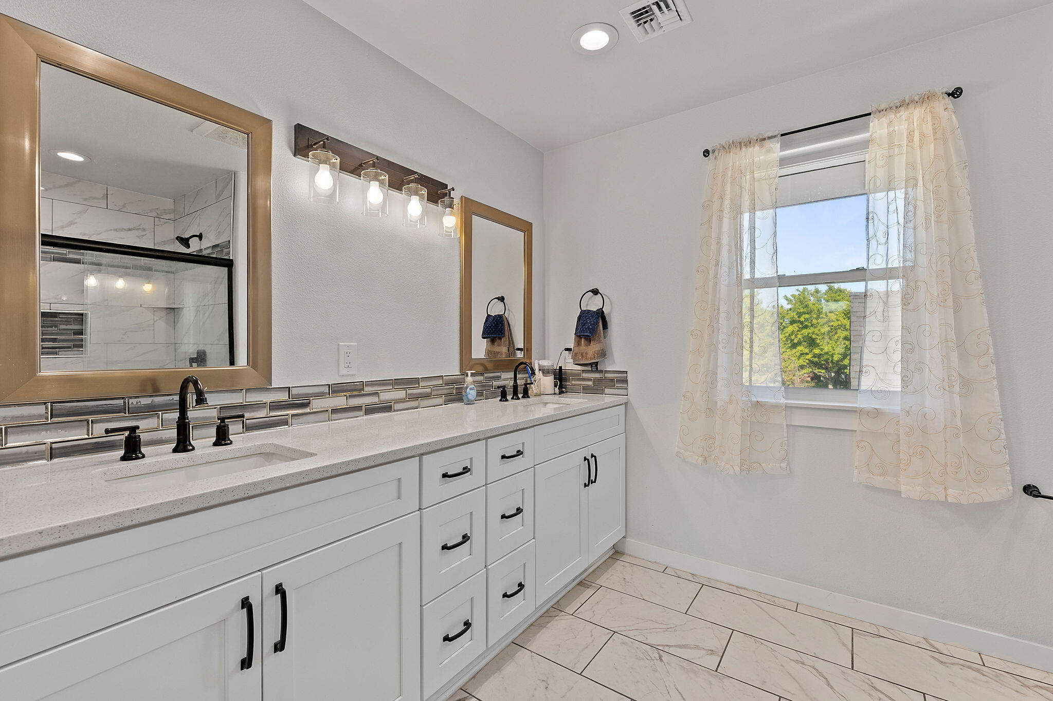 Ironhorse - Residential