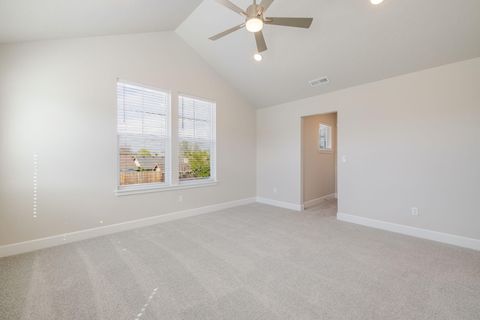 Tiny photo for 868 NW 19th Street, Redmond, OR 97756 (MLS # 220219241)