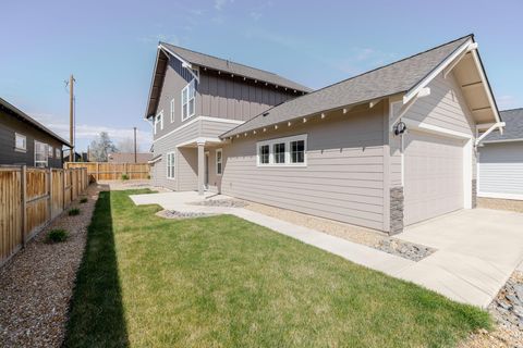Tiny photo for 868 NW 19th Street, Redmond, OR 97756 (MLS # 220219241)