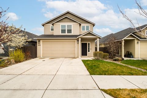 2555 NW Ivy Way Redmond OR 97756