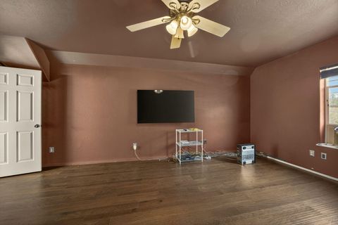 Tiny photo for 10060 Butte Falls Highway, Eagle Point, OR 97524 (MLS # 220220102)