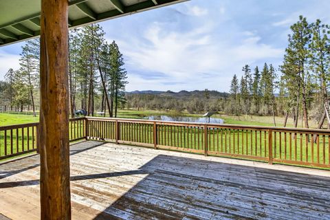 Tiny photo for 10060 Butte Falls Highway, Eagle Point, OR 97524 (MLS # 220220102)