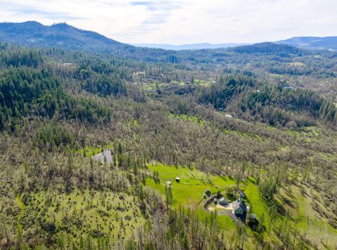 Tiny photo for 10060 Butte Falls Highway, Eagle Point, OR 97524 (MLS # 220220102)