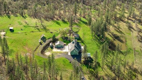 Tiny photo for 10060 Butte Falls Highway, Eagle Point, OR 97524 (MLS # 220220102)