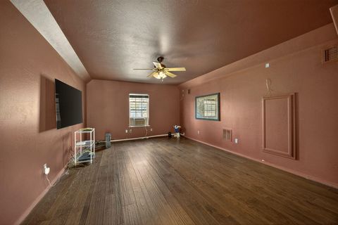 Tiny photo for 10060 Butte Falls Highway, Eagle Point, OR 97524 (MLS # 220220102)