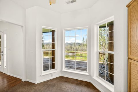 Tiny photo for 10060 Butte Falls Highway, Eagle Point, OR 97524 (MLS # 220220102)