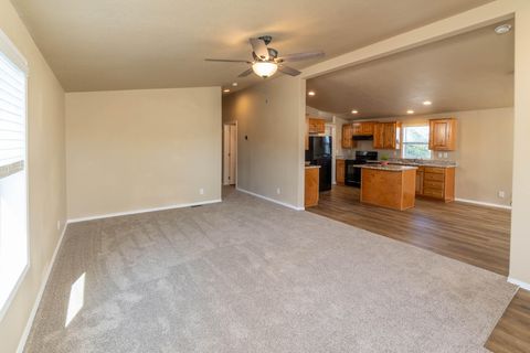Tiny photo for 472 SE 7th Street, Madras, OR 97741 (MLS # 220220686)