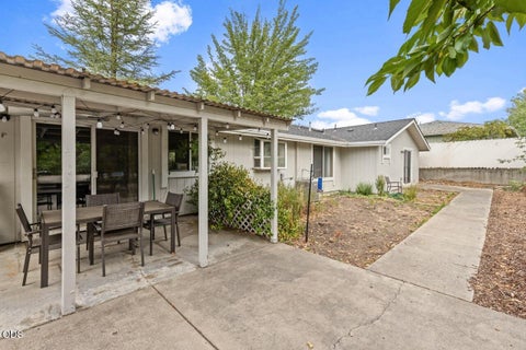 Tiny photo for 1000 La Loma Drive, Medford, OR 97504 (MLS # 220227212)