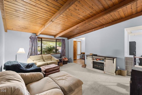 Tiny photo for 1000 La Loma Drive, Medford, OR 97504 (MLS # 220227212)