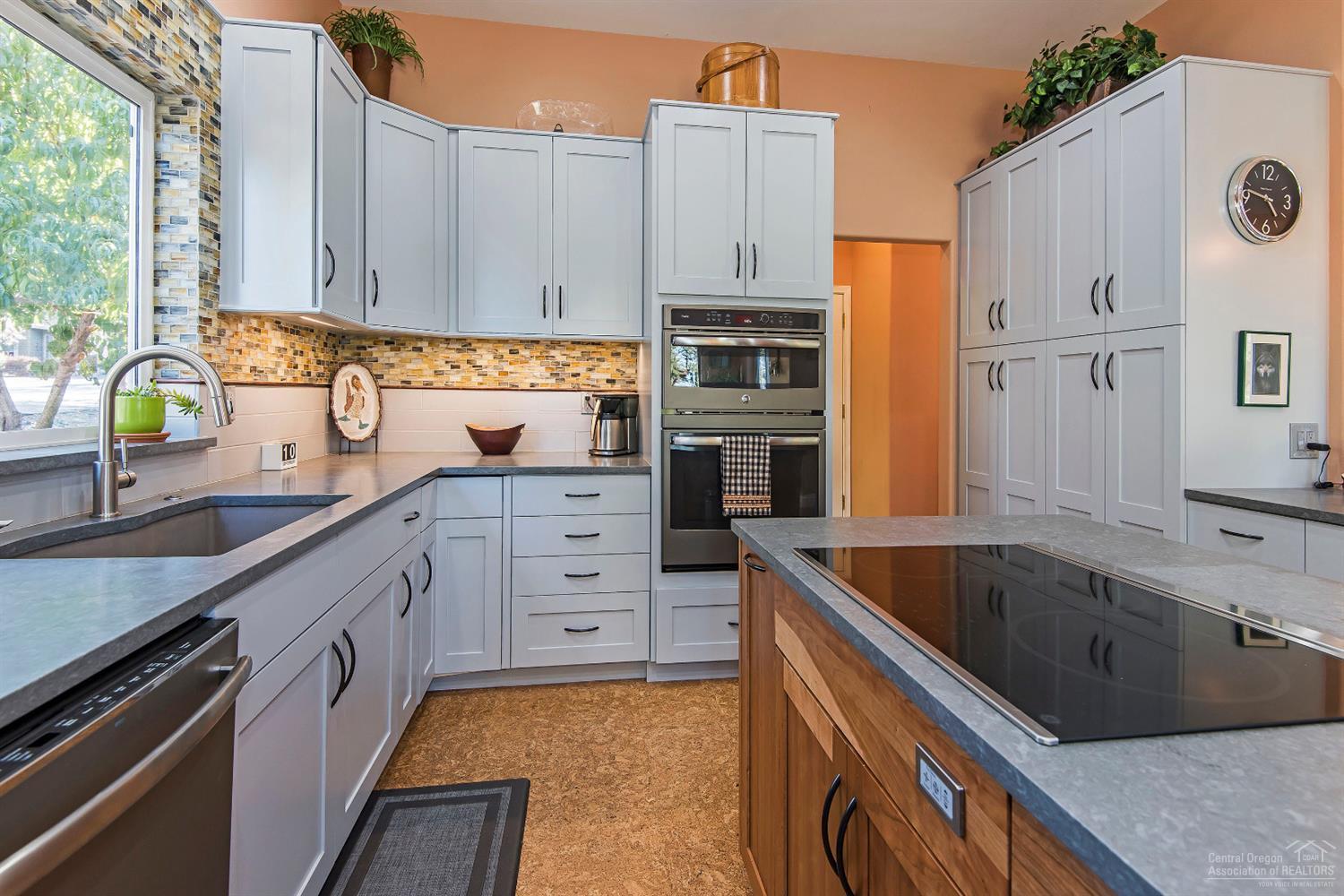 Eagle Crest - Residential