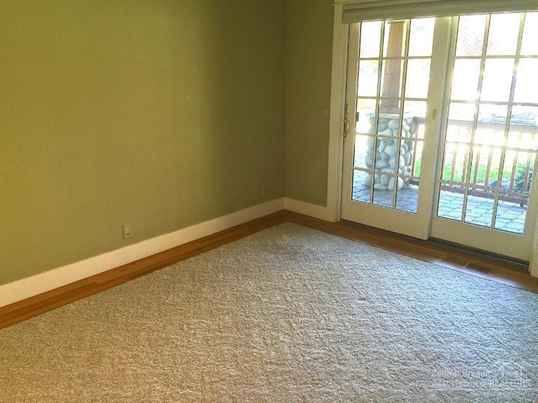 Pine Meadow Vill - Residential